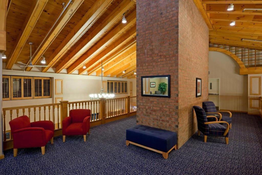 Holiday Inn Express Toronto East - Scarborough By Ihg Екстер'єр фото
