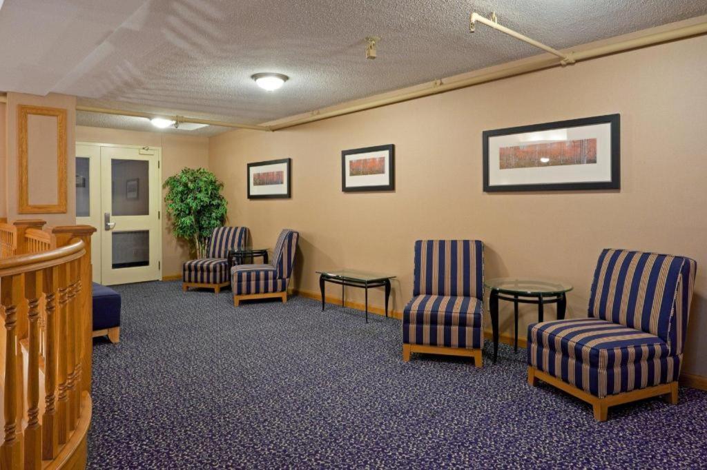Holiday Inn Express Toronto East - Scarborough By Ihg Екстер'єр фото