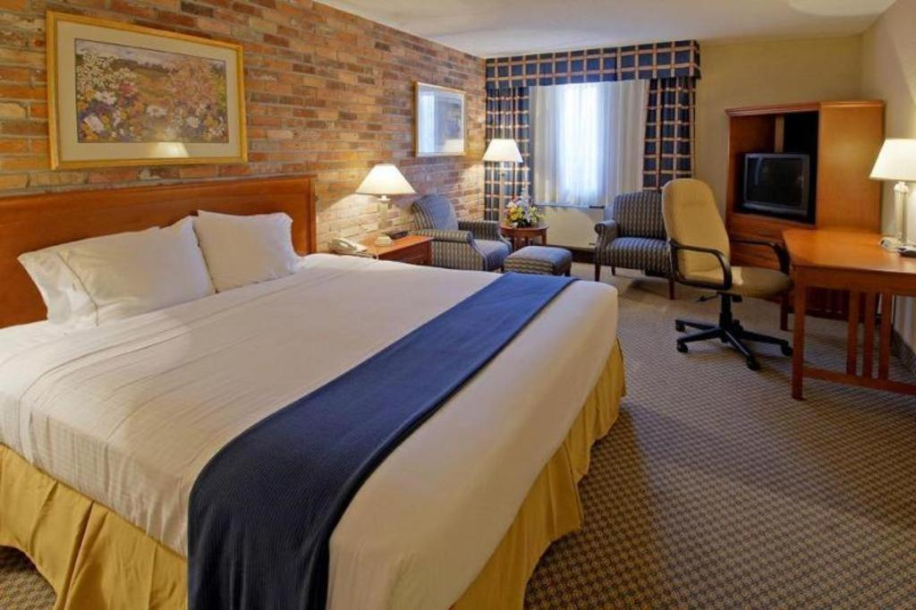 Holiday Inn Express Toronto East - Scarborough By Ihg Екстер'єр фото