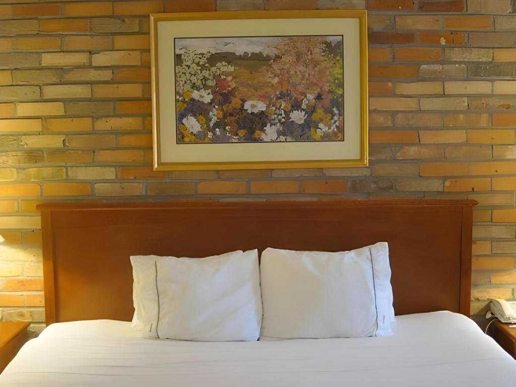 Holiday Inn Express Toronto East - Scarborough By Ihg Екстер'єр фото