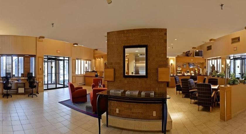 Holiday Inn Express Toronto East - Scarborough By Ihg Екстер'єр фото